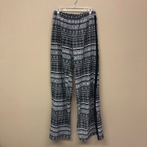 80’s black and white design with leg slits